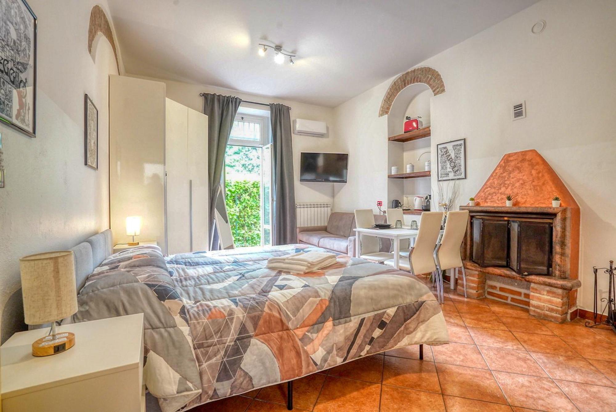 Dieghouse - Monolocale Con Cortile In Corte Lombarda Vicino Al Centro มอนซา ภายนอก รูปภาพ